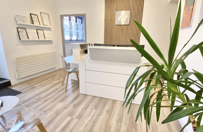 Opportunité rare en centre ville de La Roche sur Foron — photo 2