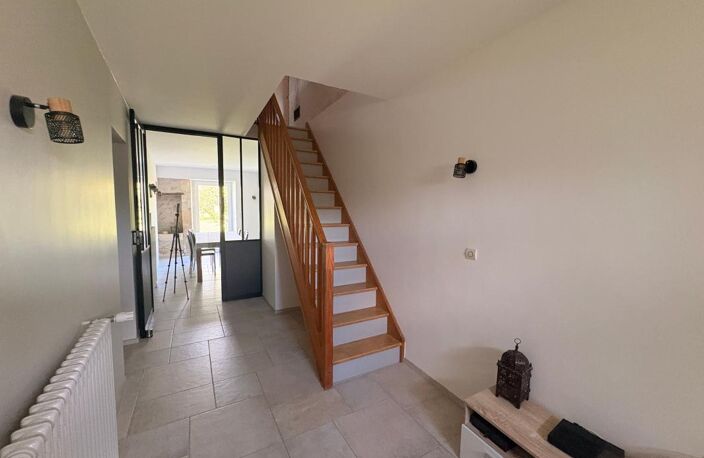 Demeure de charme Charentaise de 256 m² avec dépendances et jardin de 1 775 m² à Thézac — photo 2