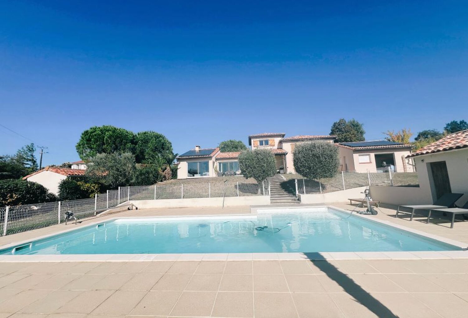 Villa familiale T7 avec vue panoramique sur les Pyrénées — photo 1