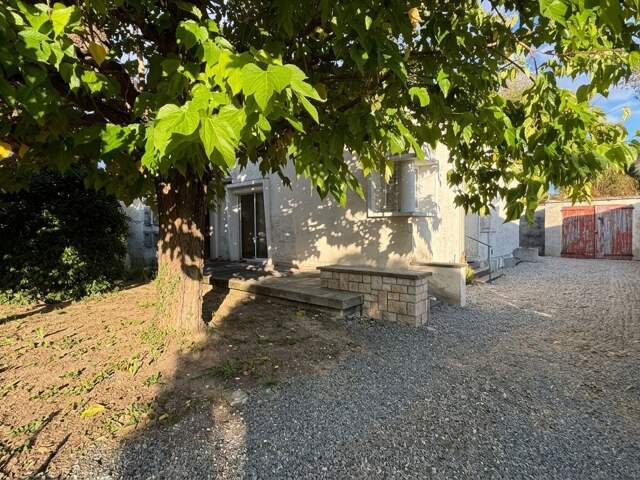 Maison de 75m² à vendre — photo du bien