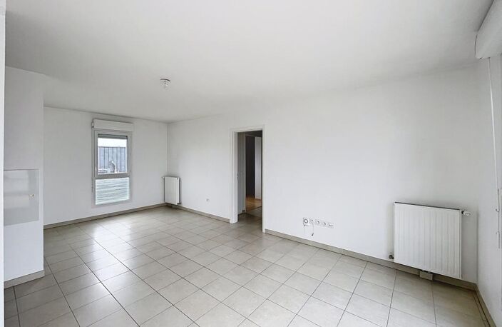 APPARTEMENT TOURS NORD DERNIER ETAGE AVEC TERRASSE — photo 5