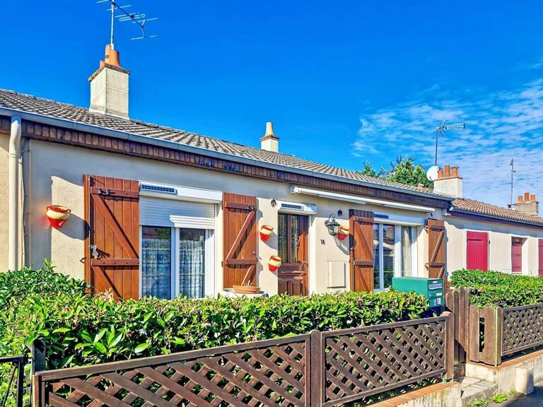 Maison À Vendre — photo 1