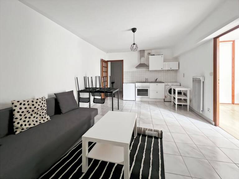 Appartement Meublé - 2 pièce(s) 42.25 m2 - hyper centre — photo 1
