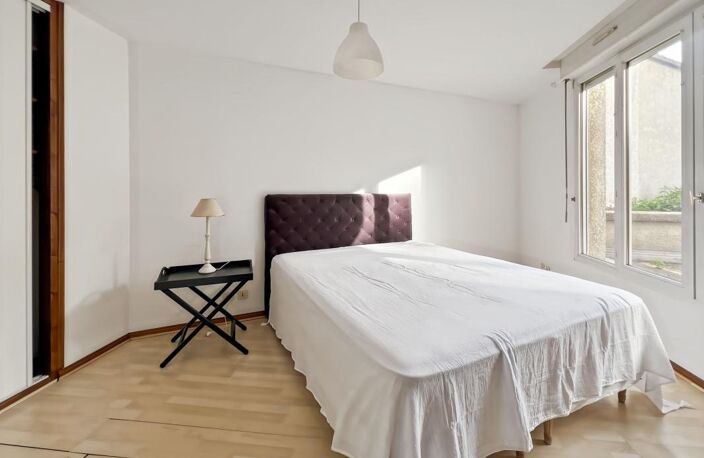 Appartement Meublé - 2 pièce(s) 42.25 m2 - hyper centre — photo 4
