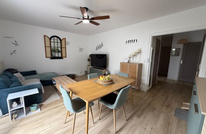 Appartement À Vendre SAINT GEORGES DE DIDONNE — photo 3