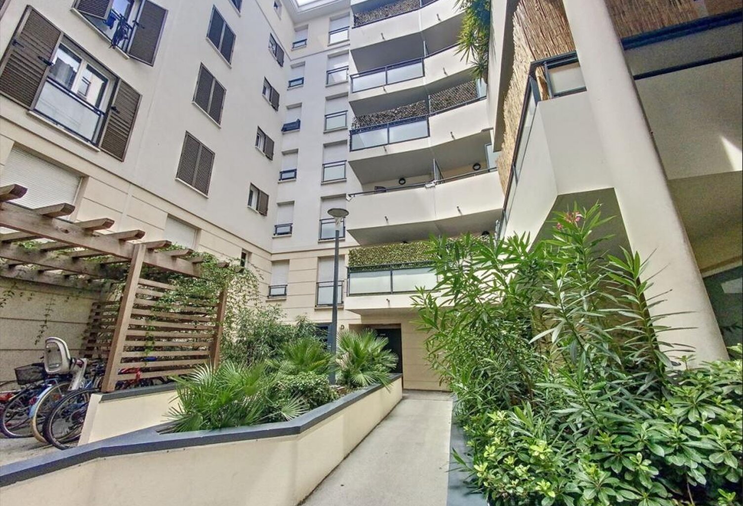 Appartement 2 pièces rez de chaussée Libé / Vernier — photo 1