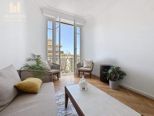 appartement t1 étage élevé refait à neuf — photo du bien