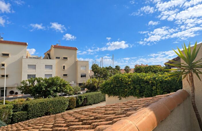 Charmante maison avec terrasse, 4 à 6 couchages et parking privatif, à deux pas du port — photo 3