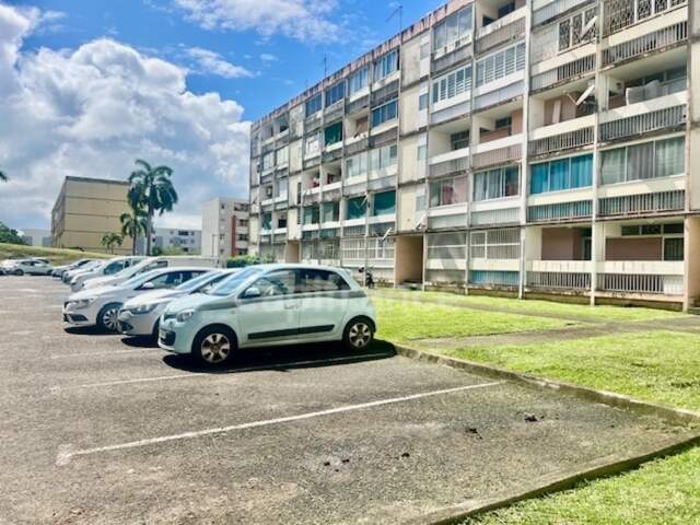 Appartement T4 vendu loué – 66 m² – Résidence LE GALION Fort de France (972) — photo du bien