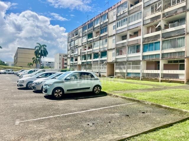 Appartement T4 vendu loué – 66 m² – Résidence LE GALION Fort de France (972)