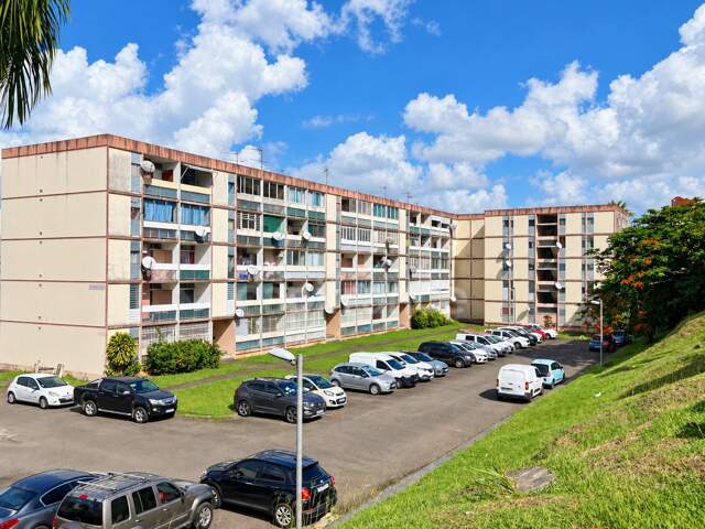 Appartement T4 vendu loué – 66 m² – Résidence LE GALION Fort de France (972) — photo du bien