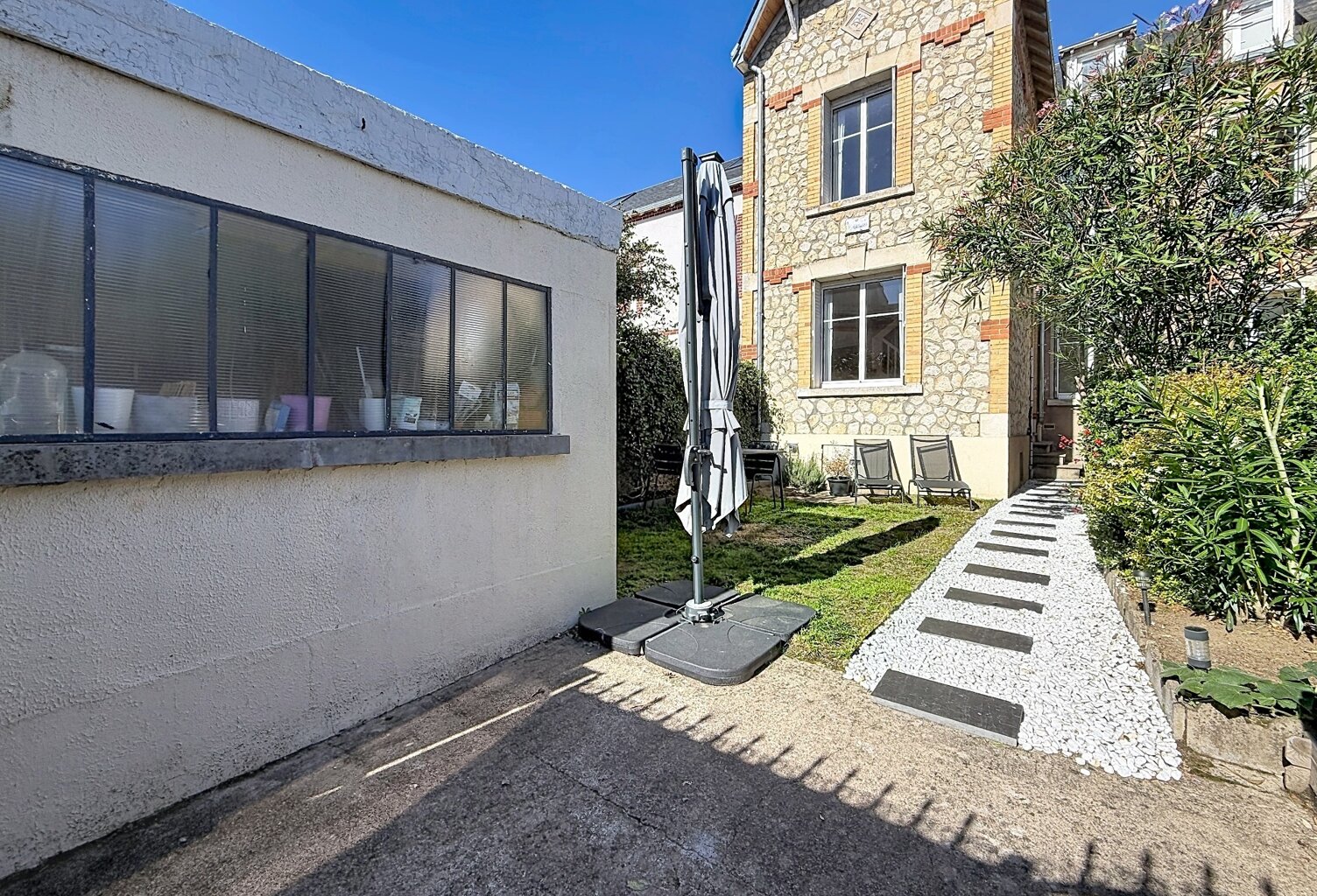 TOURS NORD (37) – Proche SAINT-CYR – QUARTIER DES BORDIERS – Maison de charme des années 1930 — photo 1