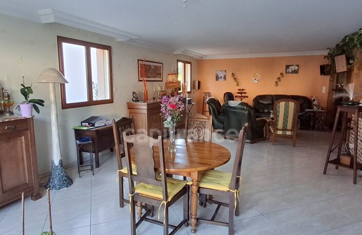 Maison de plain-pied 5 pièces— 141 m² habitables, DPE A, quartier calme — photo 3