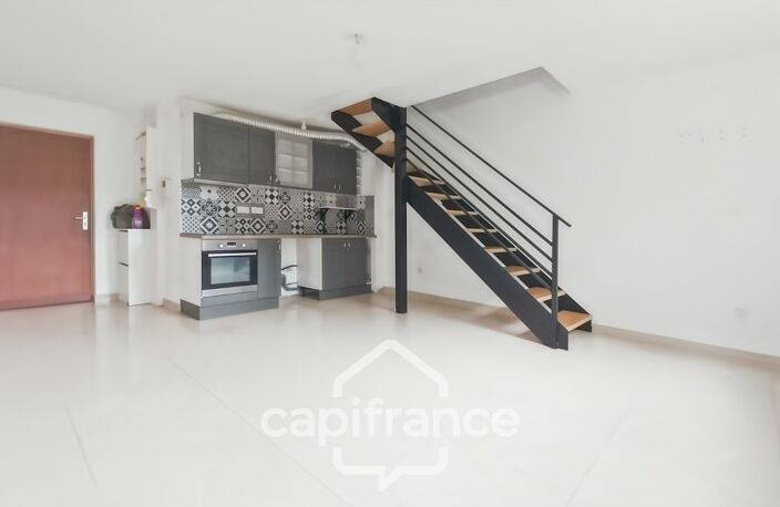 Bagnolet-Limite Montreuil-A vendre appartement TRIPLEX-3 pièces-Bon état-résidence 2014-5mn métro L3-10mn L9 — photo 3