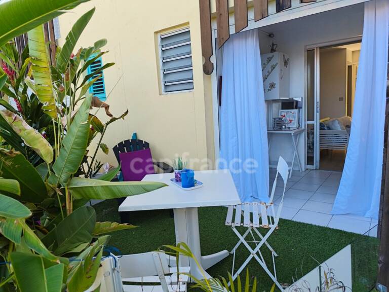 APPARTEMENT EN REZ DE CHAUSSEE A 100 M DE LA PLAGE DE CARITAN SAINTE ANNE (972) — photo 1