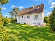 Au calme en impasse : maison familiale, 4 chambres dont 2 de plain-pied, 767 m² de terrain — photo 2