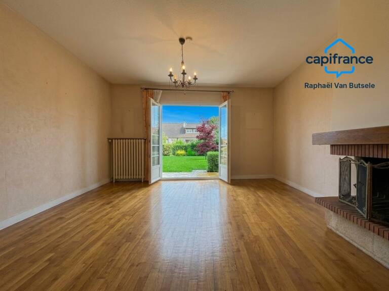 Au calme en impasse : maison familiale, 4 chambres dont 2 de plain-pied, 767 m² de terrain — photo 1