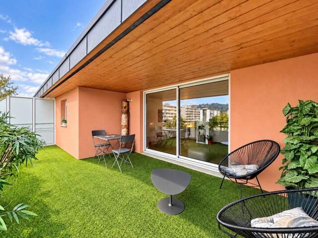 SUPERBE T2 TRAVERSANT AU DERNIER ÉTAGE AVEC DEUX TERRASSES, CAVE ET GARAGE ANNEMASSE (74) — photo du bien