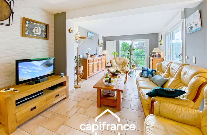 À VENDRE - LE FAOU (29590) - MAISON RÉNOVÉE F3/4 - 115 M² HABITABLES - TERRAIN 828 M² - POMPE À CHALEUR - DPE B — photo 3