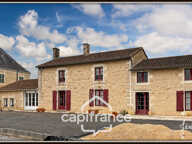 Maison en pierre à vendre 6 pièces 4 chambres + studio indépendant sur terrain 3 260 m² avec dépendances Champigny-En-Rochereau (86) — photo 2