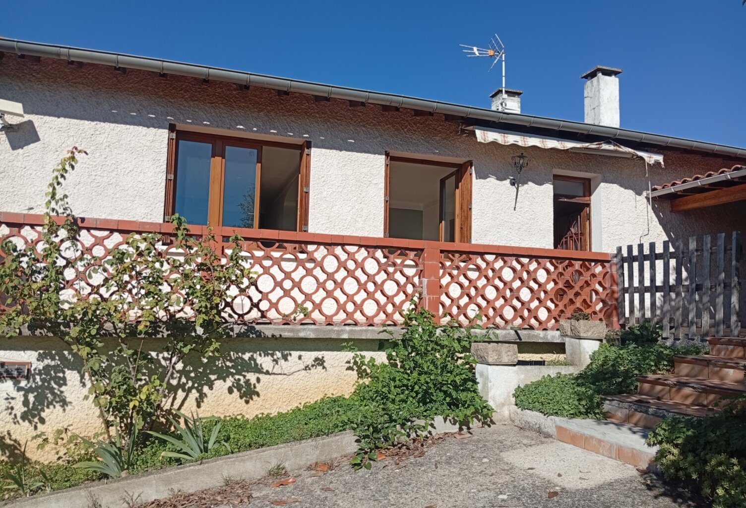 Maison à vendre 8 pièces  (09) — photo 1