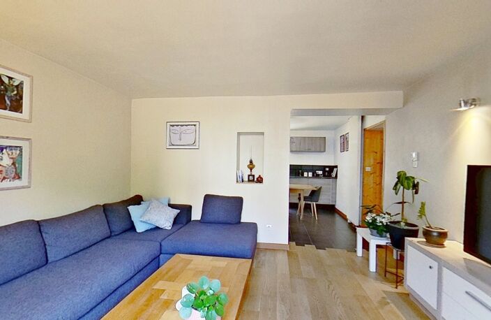 Moyen : Maison à vendre 5 pièces, terrasse & sous-sol - Visite virtuelle sur demande — photo 4