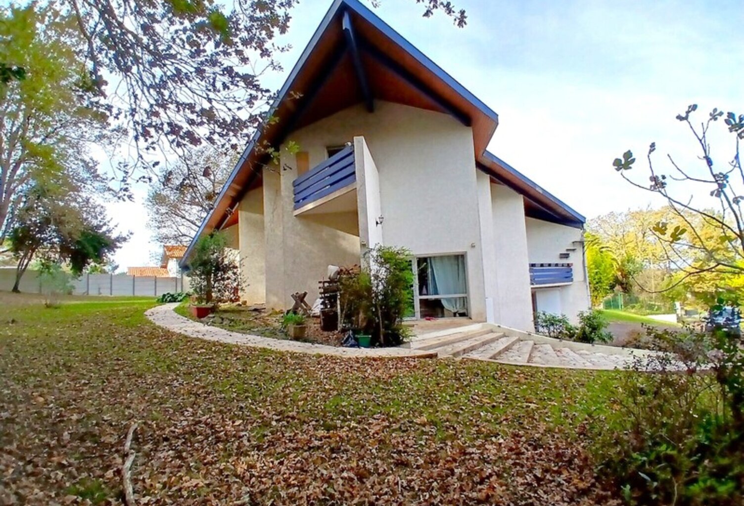 Anglet - Propriété de caractère de 384 m2 : un bien rare à fort potentiel — photo 1