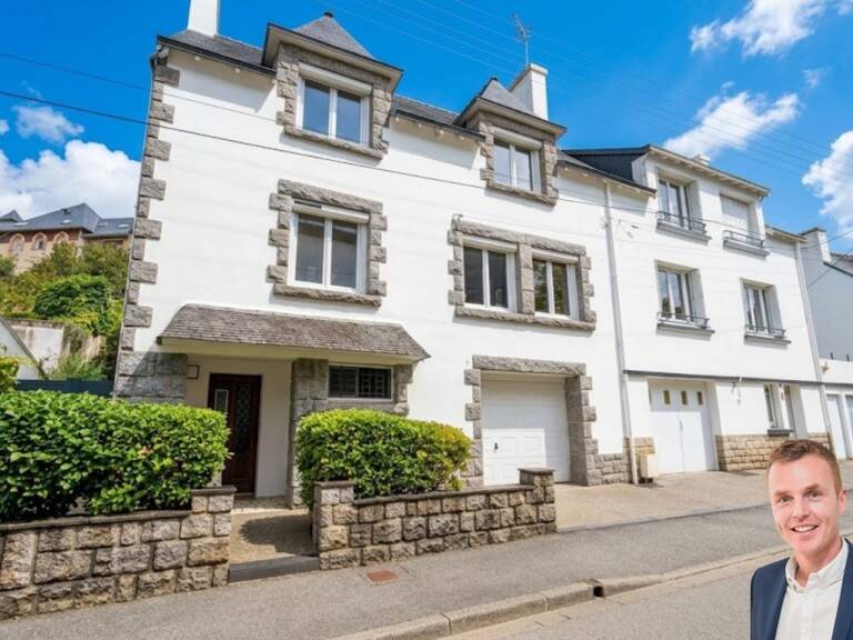 Finistère (29) – À vendre à Quimper centre : maison T5 de 124 m² habitable (182 m² utile ), sur un terrain de 398 m², avec sous-sol intégral et garage — photo 1