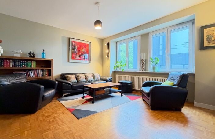 Finistère (29) – À vendre à Quimper centre : maison T5 de 124 m² habitable (182 m² utile ), sur un terrain de 398 m², avec sous-sol intégral et garage — photo 4
