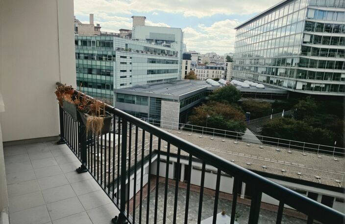 Appartement à vendre 3 pièces PARIS 15EME ARRONDISSEMENT (75) — photo 2