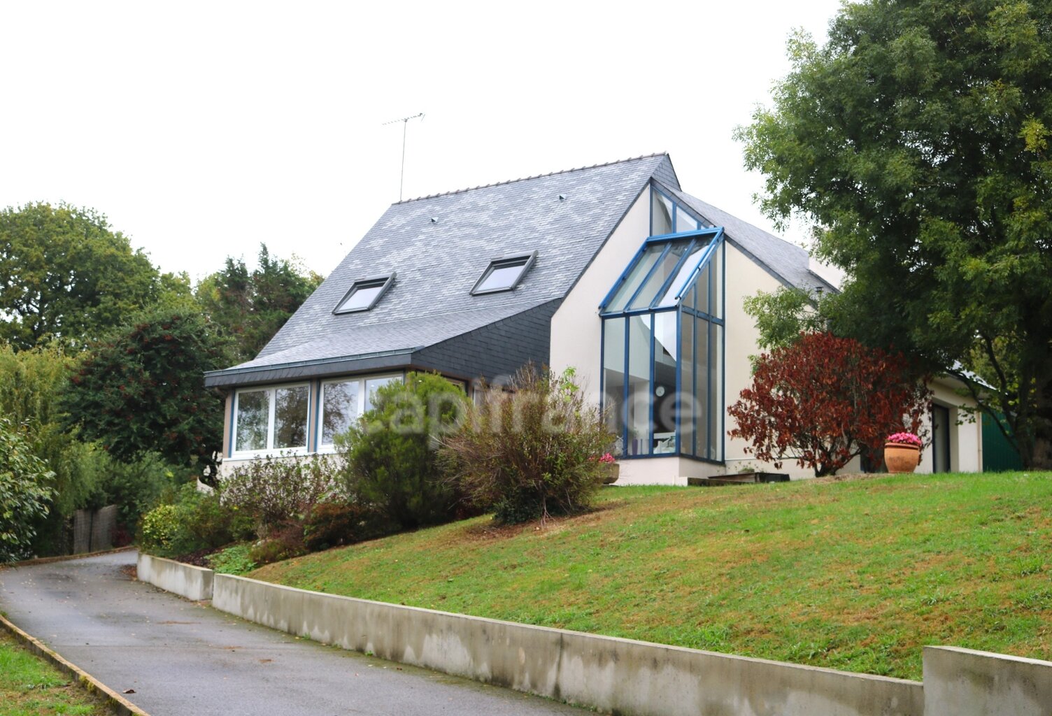 A vendre magnifique maison d'architecte 10 pièces ERGUE GABERIC (29) 182 m2 avec 4 chambres — photo 1