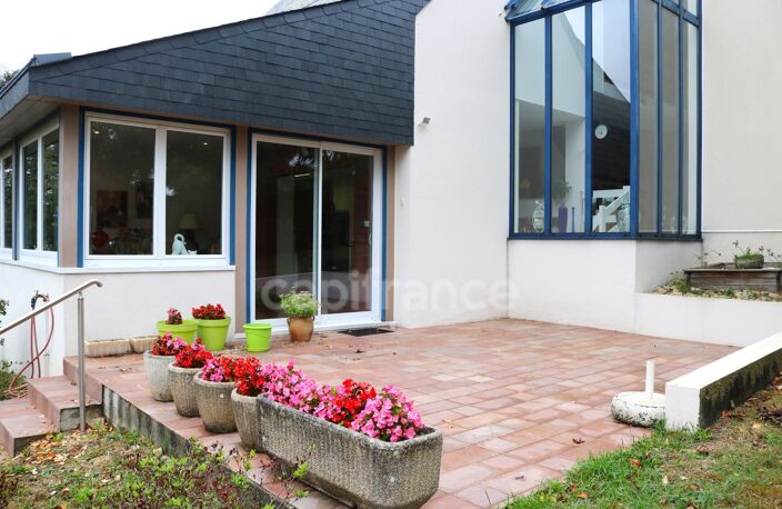 A vendre magnifique maison d'architecte 10 pièces ERGUE GABERIC (29) 182 m2 avec 4 chambres — photo 5