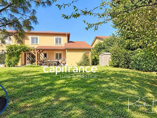 Maison à vendre 6 pièces  (69) CORBAS – Maison familiale de 5 chambres, à proximité du parc Bourlione — photo du bien
