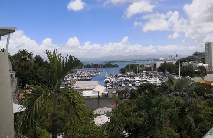 Dpt Guadeloupe (971), à vendre LE GOSIER maison P5 — photo 2