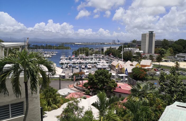 Dpt Guadeloupe (971), à vendre LE GOSIER maison P5 — photo 3