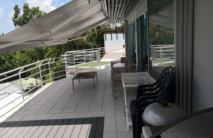 Dpt Guadeloupe (971), à vendre LE GOSIER maison P5 — photo 4