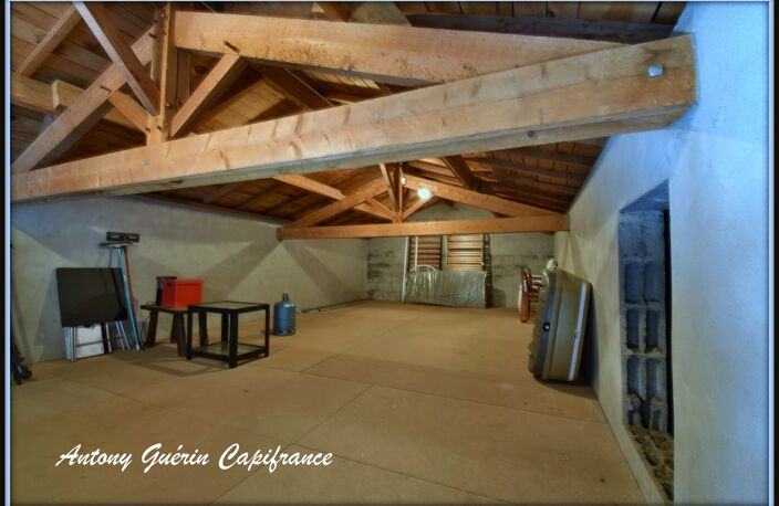 Local artisanal de 120 m² avec mezzanine – La Gaubretière (85130) — photo 5