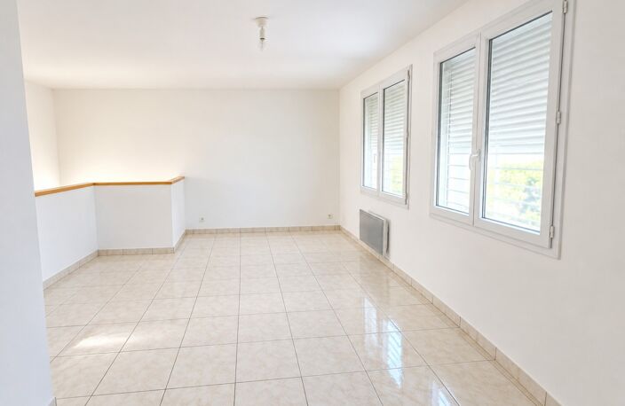CHARMANT DUPLEX DE 46m2 AVEC 2 PLACES DE PARKING PRIVATIVES, BEAUMONT SUR OISE (95) — photo 4