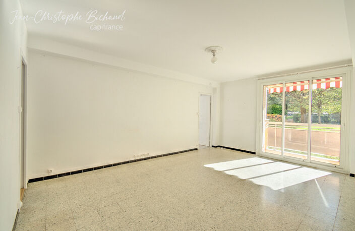 SAINTE-FOY-LÈS-LYON – APPARTEMENT T3 AVEC BALCON – SECTEUR LES BRUYÈRES — photo 2
