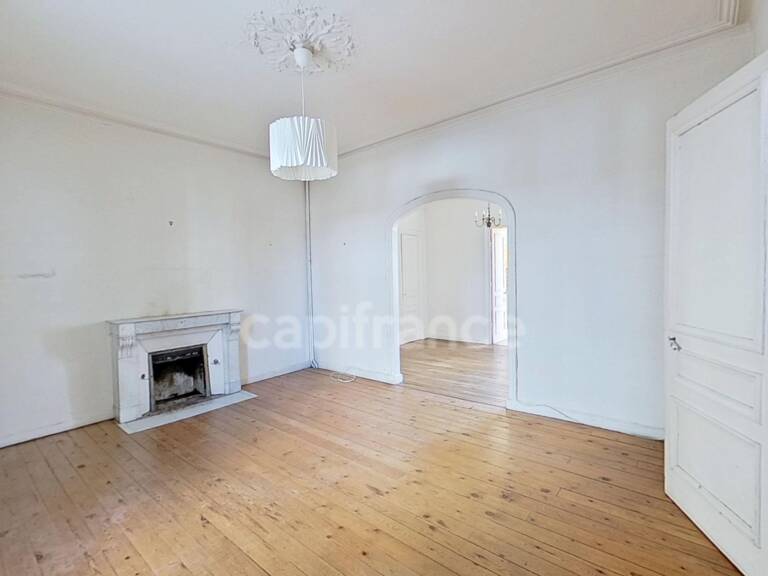 À vendre - Côtes-d'Armor (22) - Saint-Brieuc - Saint-Michel - Maison de caractère de 1870 - 7 pièces - 131,83 m² - 5 chambres - Jardin clos - Cave — photo 1
