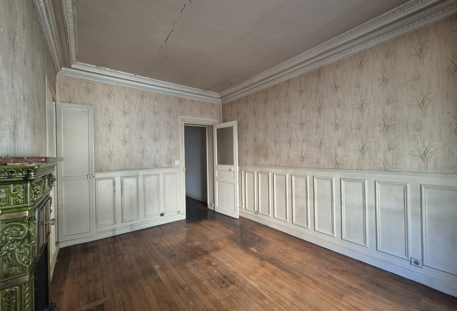 Appartement à vendre 3 pièces de charme avec moulures, cheminées et parquet PARIS 12EME ARRONDISSEMENT (75) — photo 1