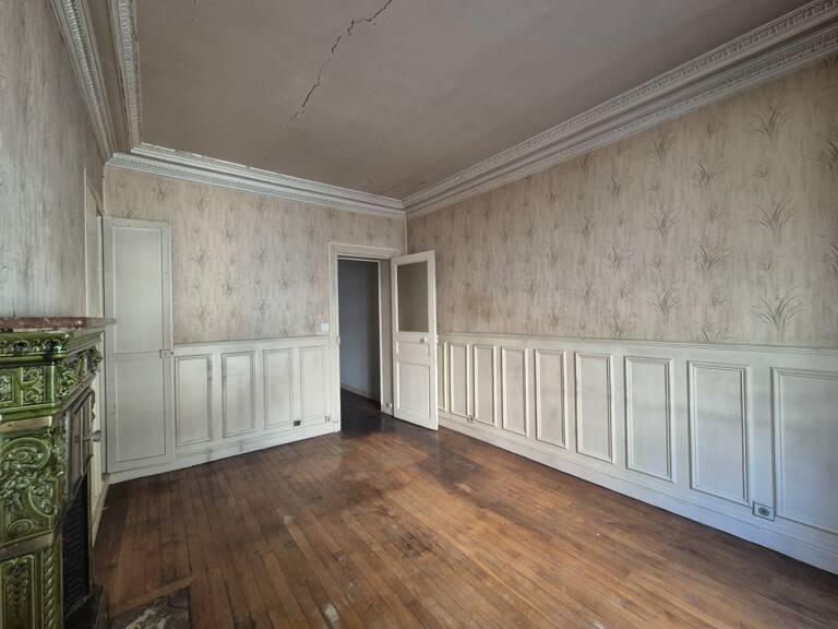 Appartement à vendre 3 pièces de charme avec moulures, cheminées et parquet PARIS 12EME ARRONDISSEMENT (75) — photo 1