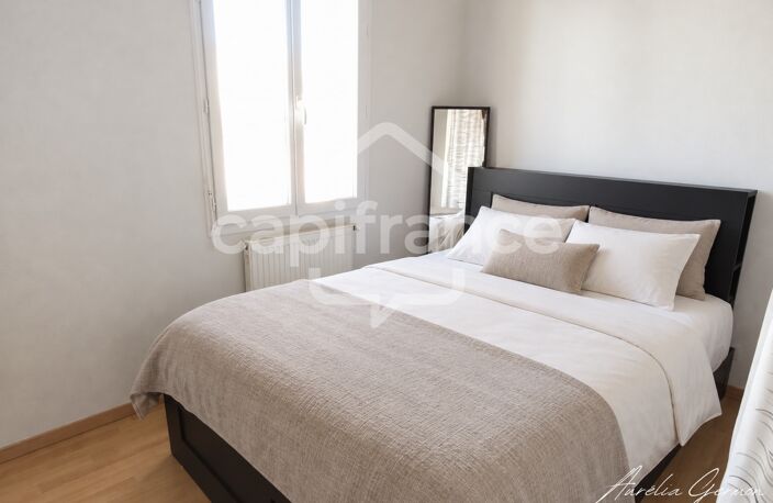 BORDEAUX CENTRE – T2 DE 47 M² – VENDU OCCUPÉ – IMMEUBLE EN PIERRE- AUCUN TRAVAUX À PRÉVOIR — photo 3