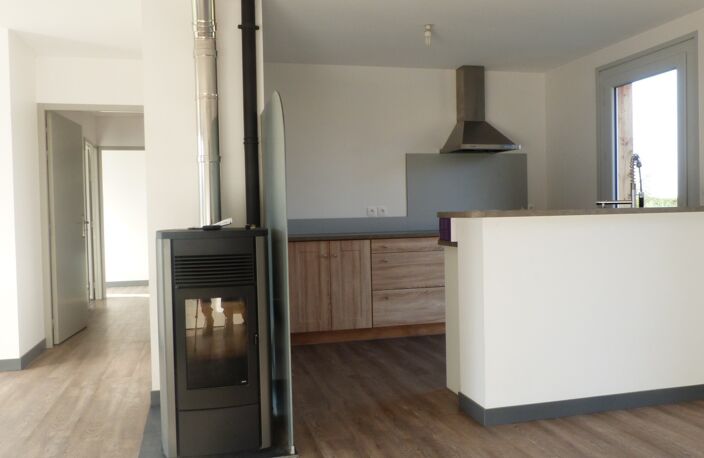 Dpt Deux Sèvres (79), à vendre proche de AIRVAULT maison P4 de 106 m² - Terrain de 1 144,00 m² - Plain pied — photo 5