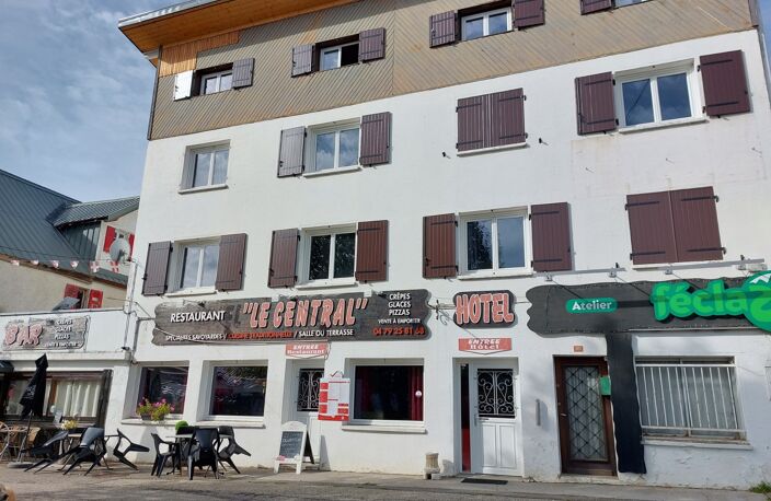 Murs Hôtel-Restaurant la Féclaz (Savoie) — photo 2