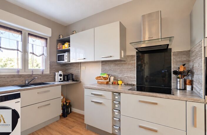 À LOUER – Maison meublée 3 pièces avec jardin et garage — photo 4