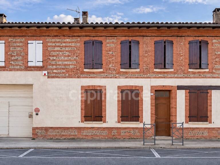 RIEUMES – maison T8 de 208 m², 200 m² de dépendances, combles aménageables de 90 m² et terrain de 1 500 m² – DPE C — photo 1