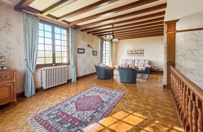 Dept de Vienne (86) Maison de caractère à vendre type 5 pièces CHATELLERAULT (86) — photo 5