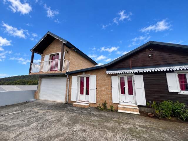 Maison à vendre 5 pièces LES MAKES (974) — photo du bien