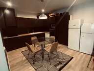 Coloc avec chambres et appartements CHARTRONS — photo 2